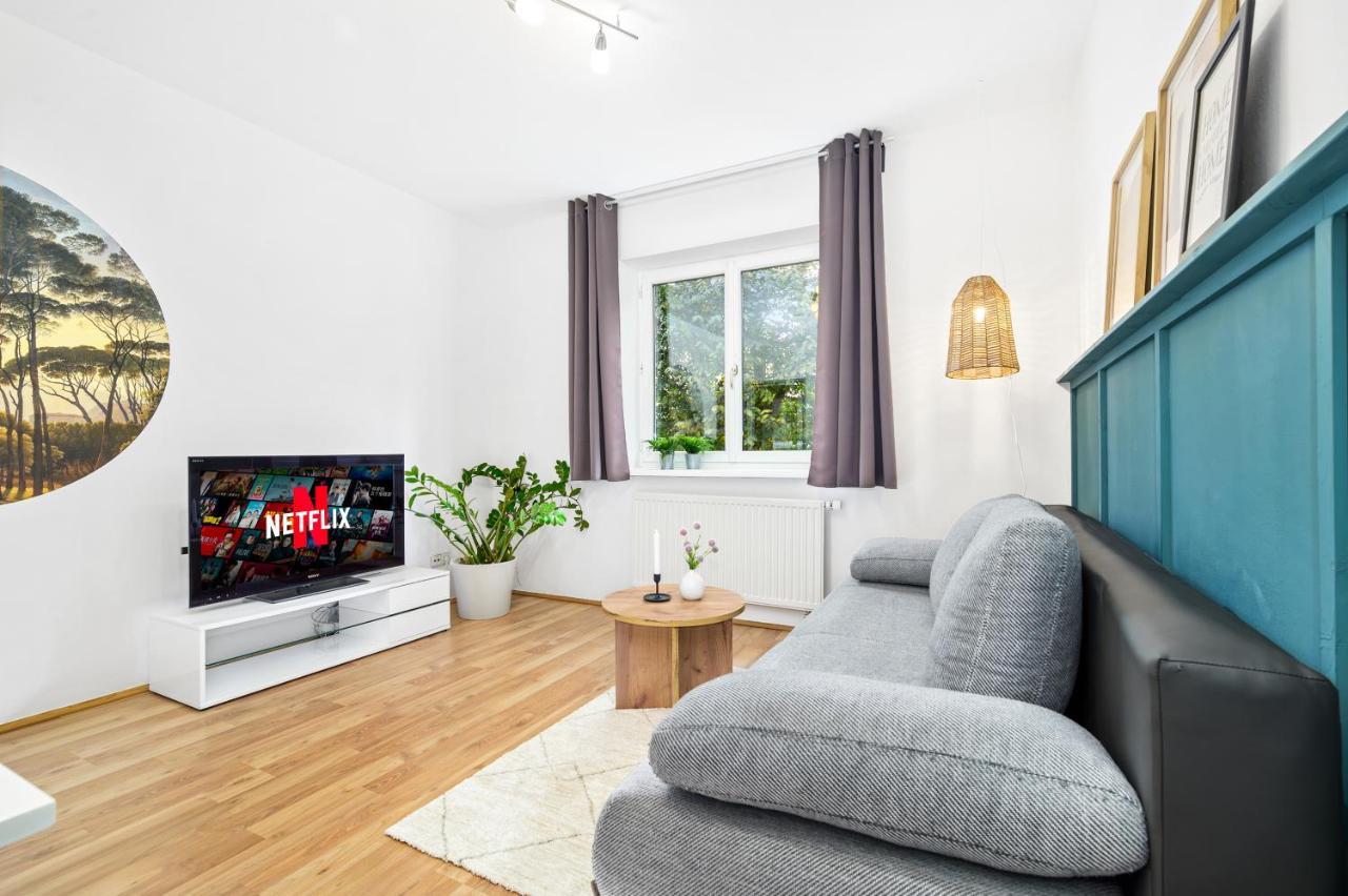 Erholung Pur Nahe Krankenhaus & Uni Mit Parkplatz! Apartment Graz Bagian luar foto